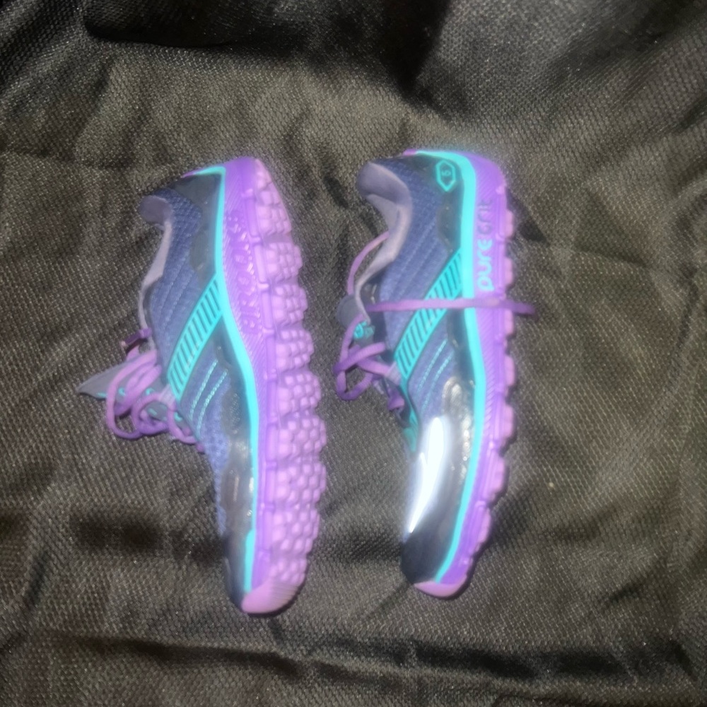 Brooks Athletic shoes